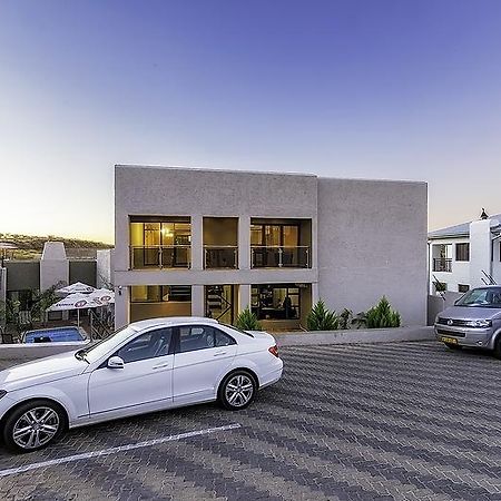 Discovery Guest House Windhoek Exterior photo