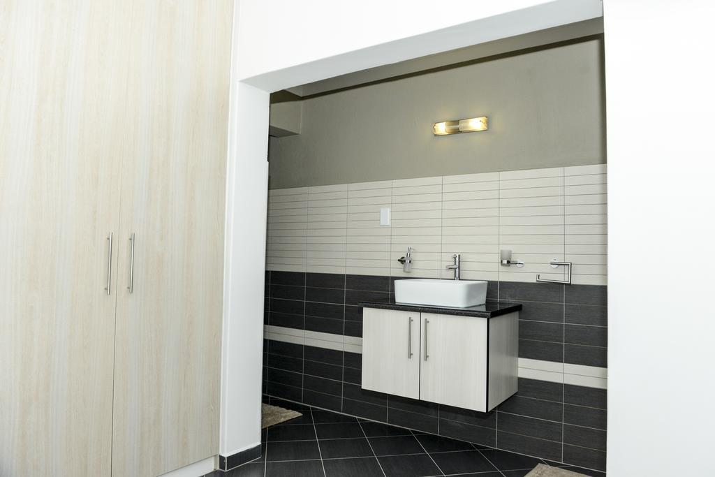 Discovery Guest House Windhoek Room photo