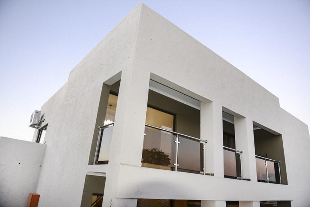 Discovery Guest House Windhoek Exterior photo